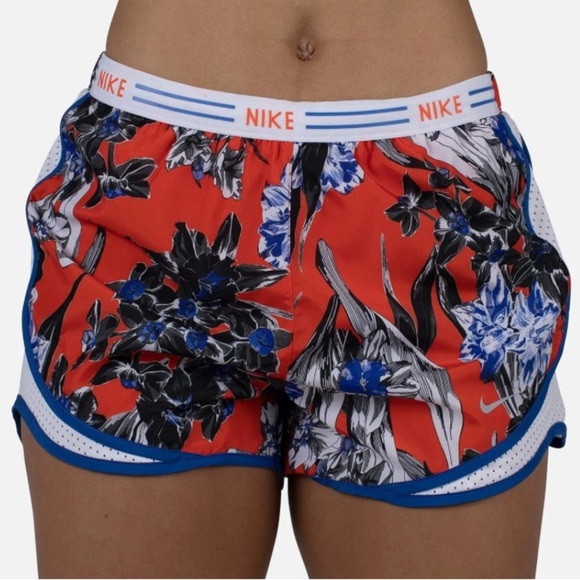 Nike Women's Floral Red Shorts - Picture 1 of 5